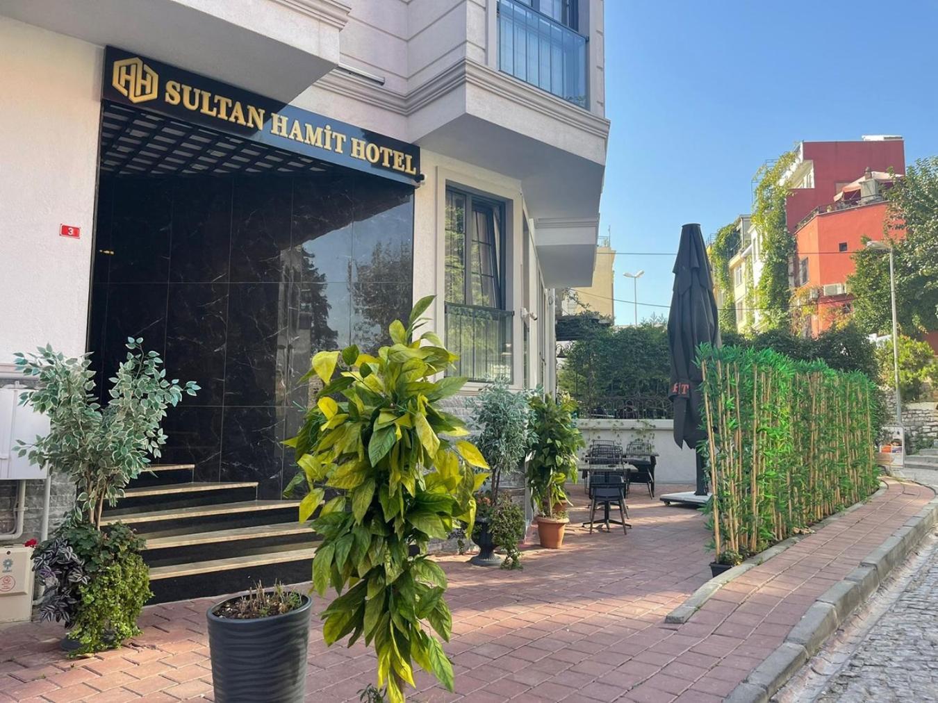 Sultan Hamit Hotel Istanboel Buitenkant foto